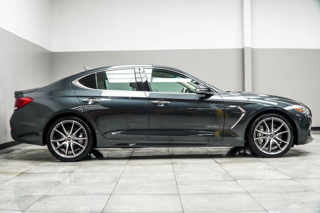 2019 Genesis G70 3.3T Design