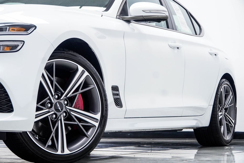 2025 Genesis G70 3.3T Sport Advanced