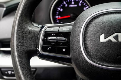 2024 Kia Carnival LX