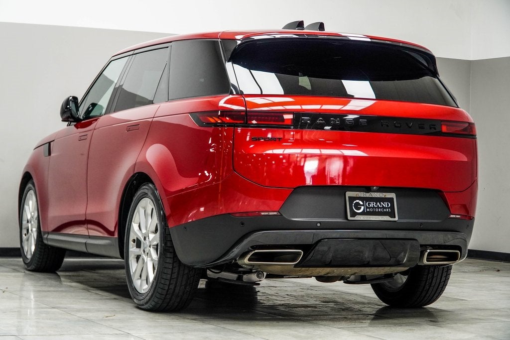2025 Land Rover Range Rover Sport SE