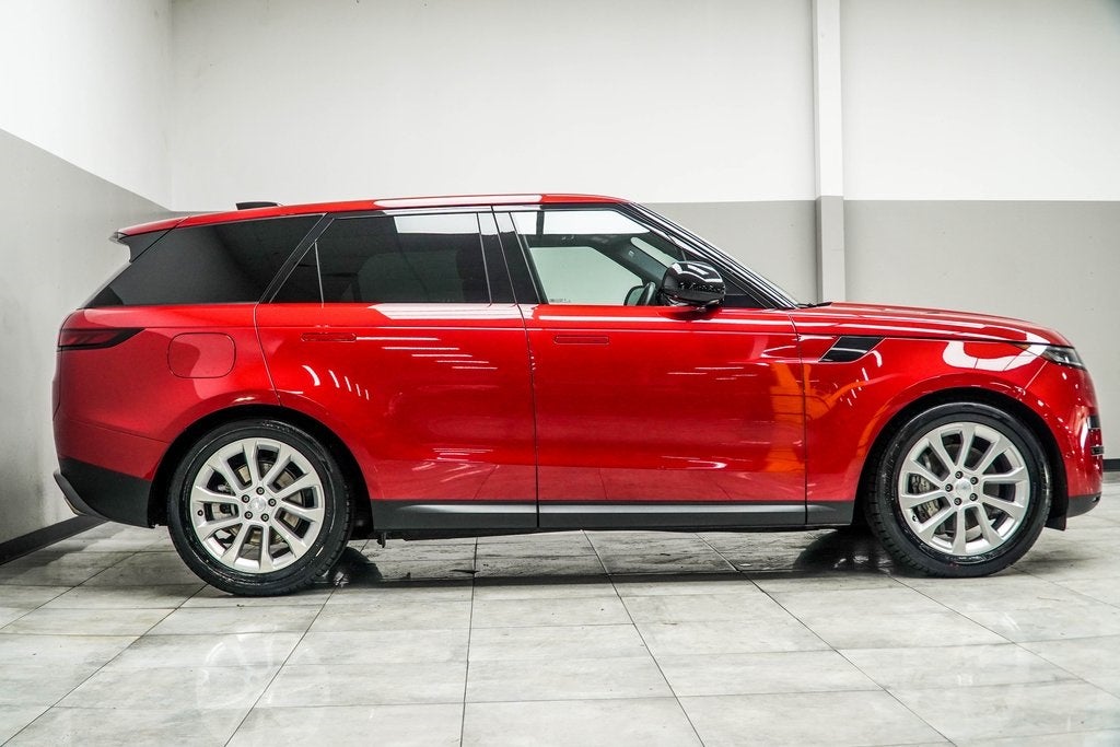 2025 Land Rover Range Rover Sport SE