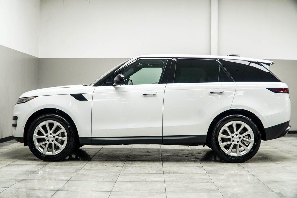 2025 Land Rover Range Rover Sport SE