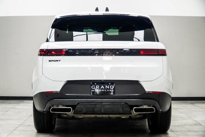 2025 Land Rover Range Rover Sport SE