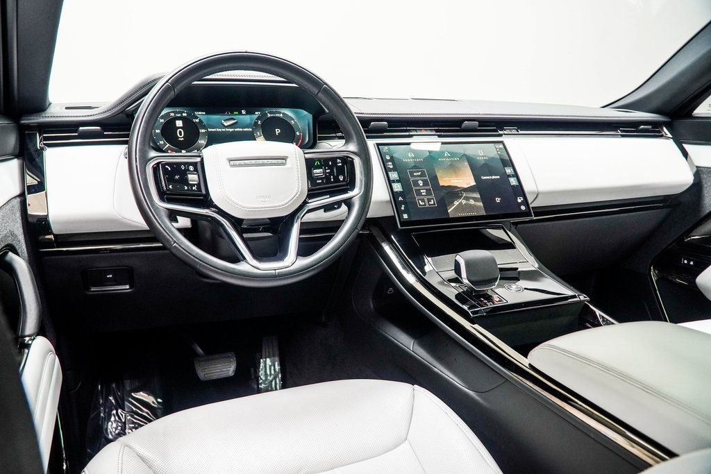 2025 Land Rover Range Rover Sport SE