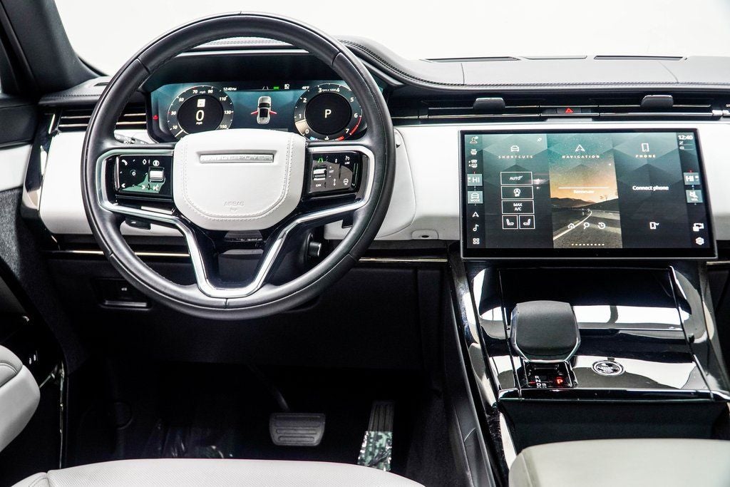 2025 Land Rover Range Rover Sport SE