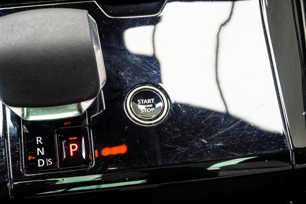 2025 Land Rover Range Rover Sport SE