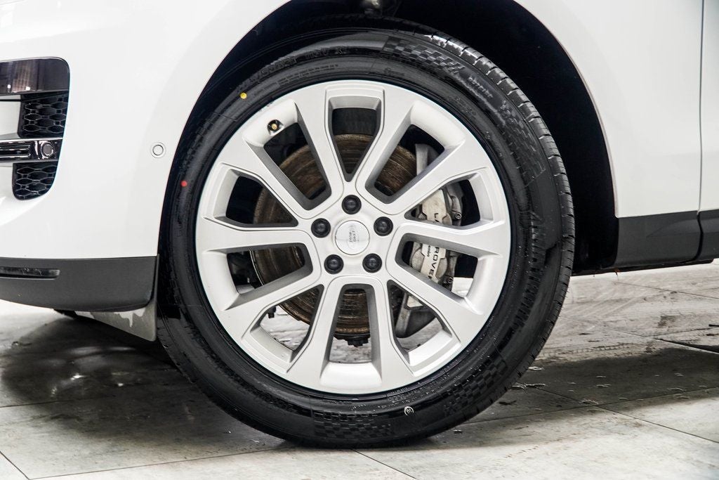 2025 Land Rover Range Rover Sport SE