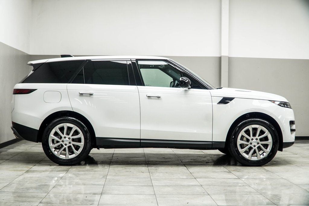 2025 Land Rover Range Rover Sport SE