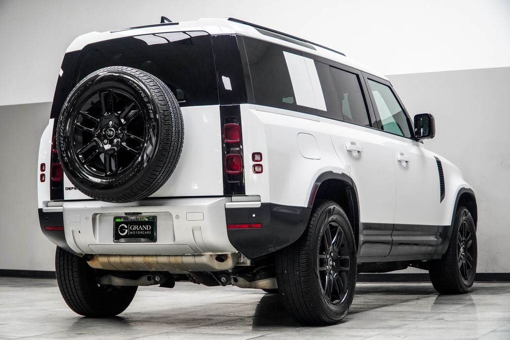 2025 Land Rover Defender 110 S