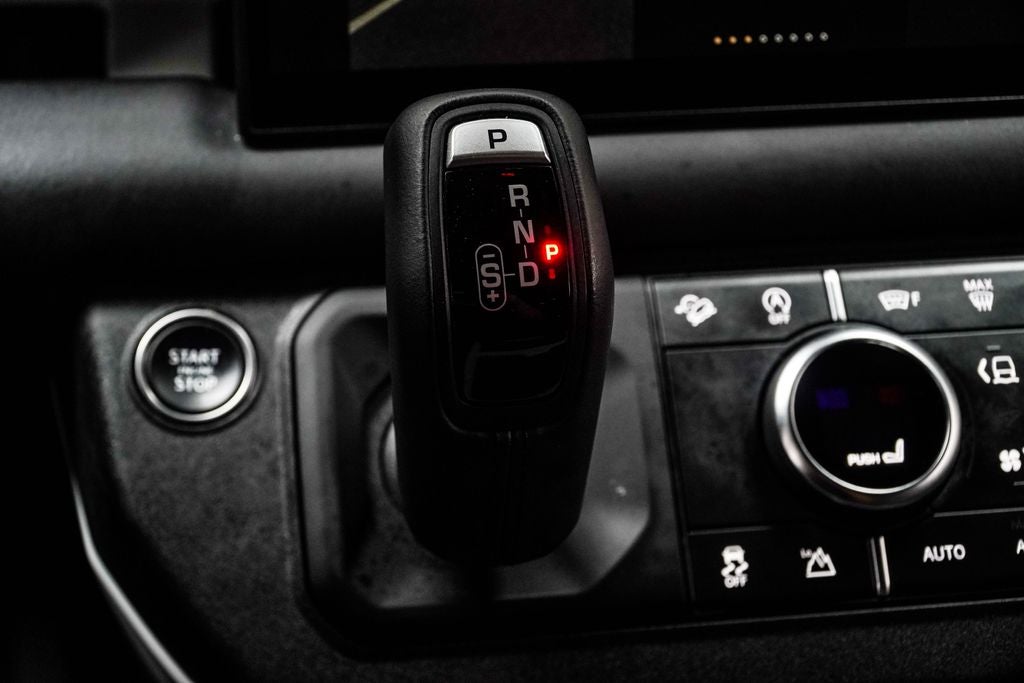 2025 Land Rover Defender 110 S