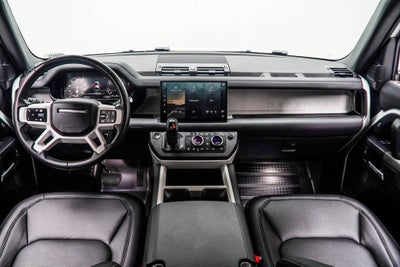 2025 Land Rover Defender 110 S