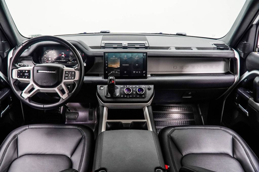 2025 Land Rover Defender 110 S