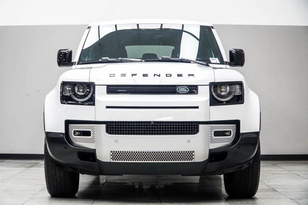 2025 Land Rover Defender 110 S