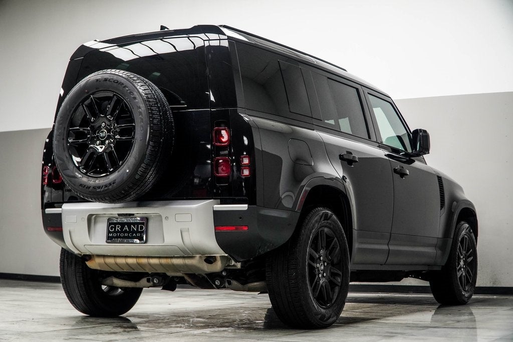 2025 Land Rover Defender 110 S