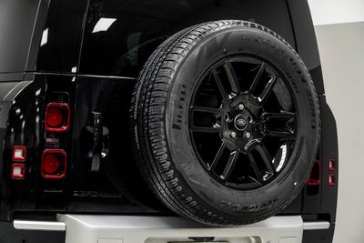 2025 Land Rover Defender 110 S