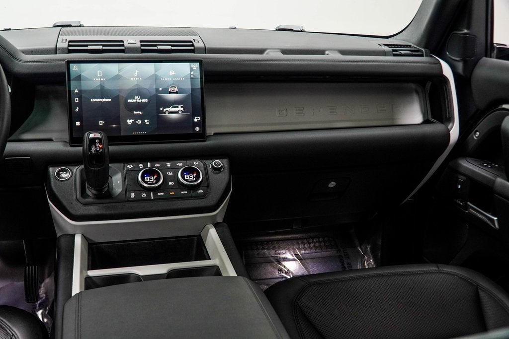 2025 Land Rover Defender 110 S