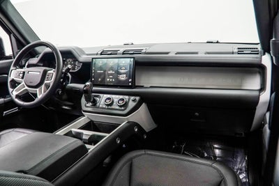2025 Land Rover Defender 110 S