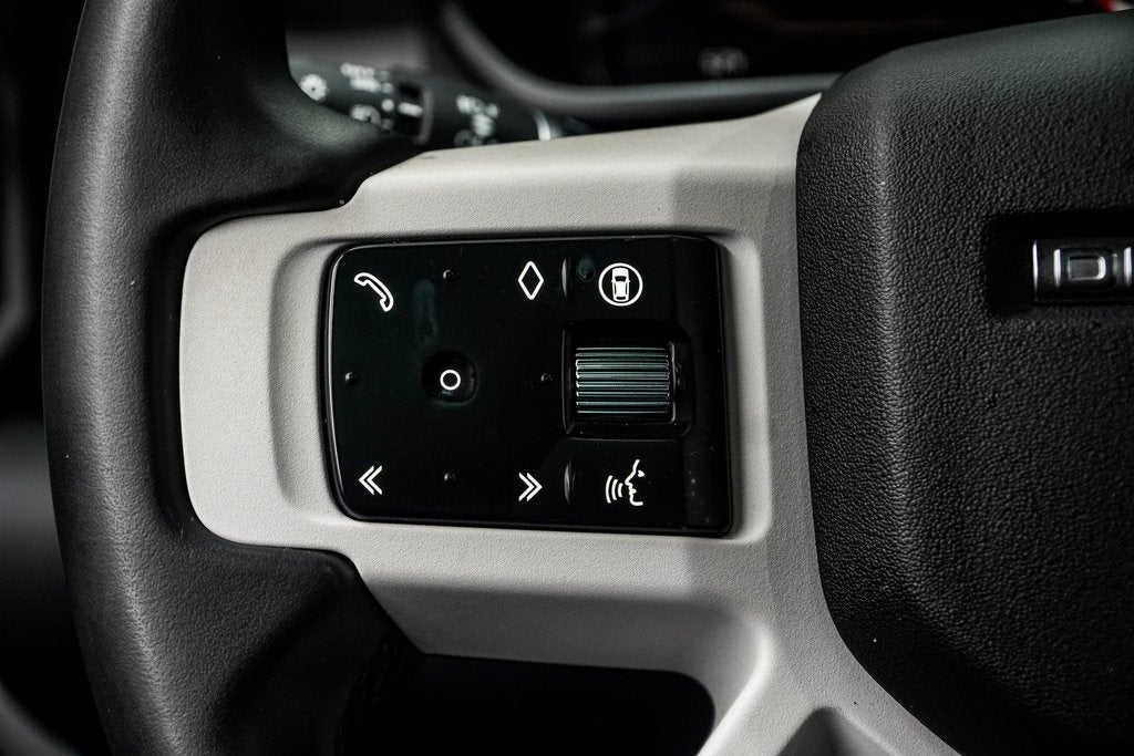 2025 Land Rover Defender 110 S