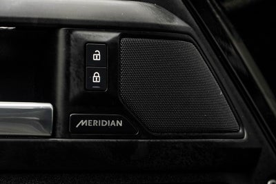 2025 Land Rover Defender 110 S