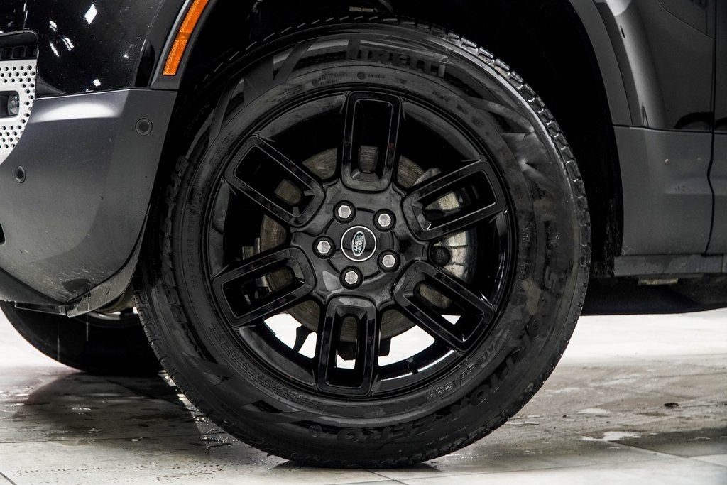 2025 Land Rover Defender 110 S