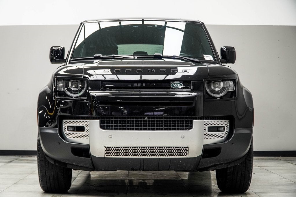 2025 Land Rover Defender 110 S