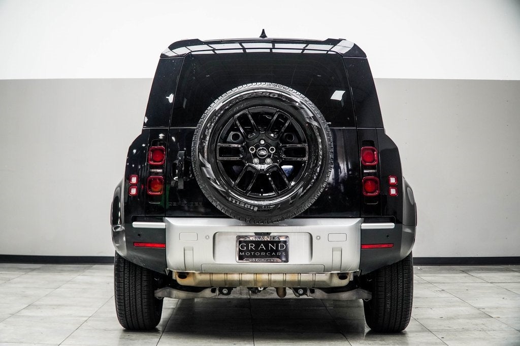 2025 Land Rover Defender 110 S