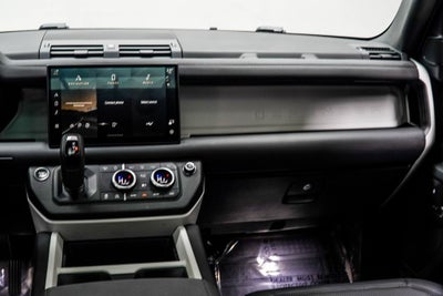 2025 Land Rover Defender 110 S