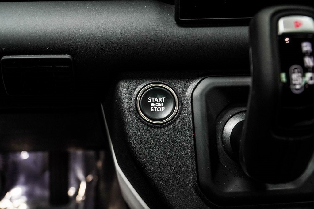 2025 Land Rover Defender 110 S