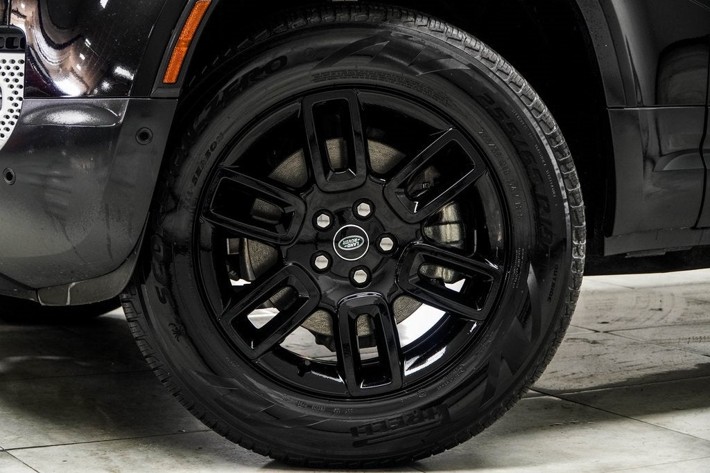 2025 Land Rover Defender 110 S