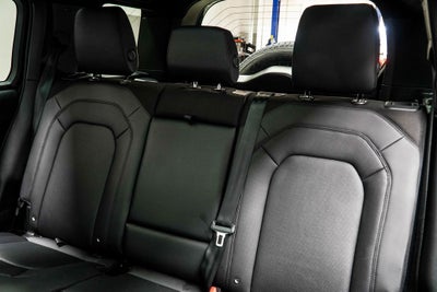 2025 Land Rover Defender 110 S