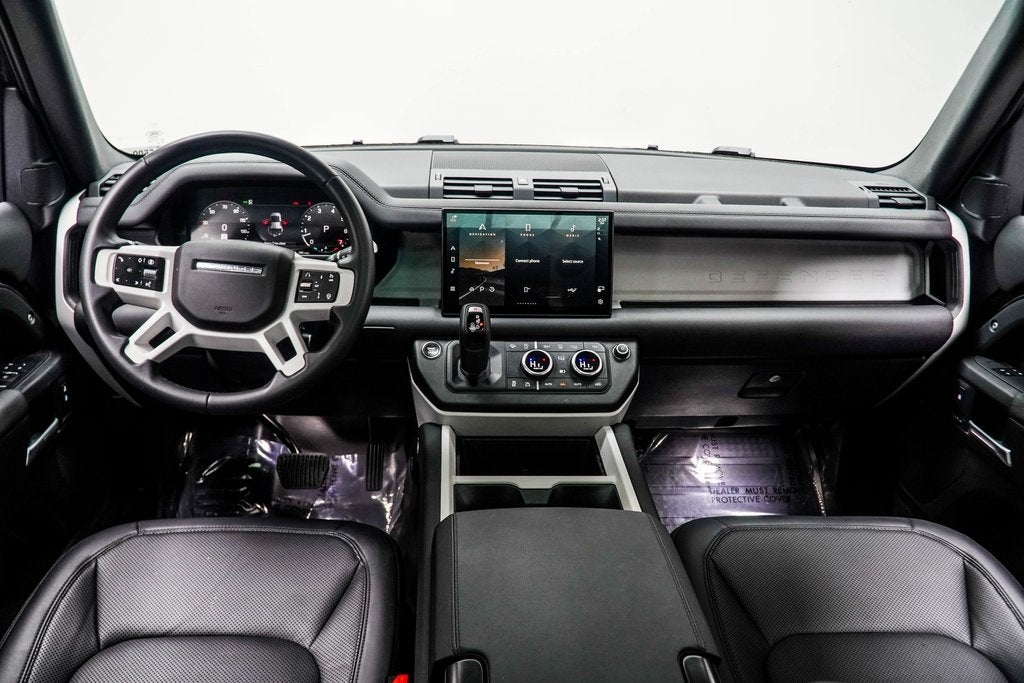 2025 Land Rover Defender 110 S