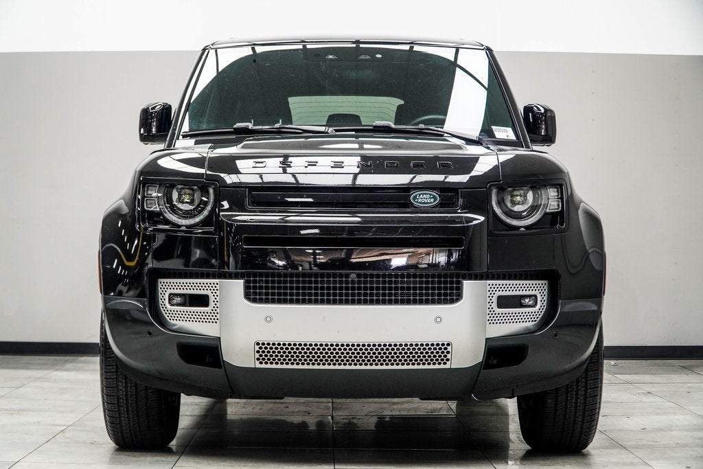 2025 Land Rover Defender 110 S