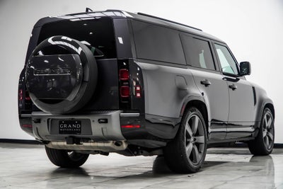 2024 Land Rover Defender 130 Outbound
