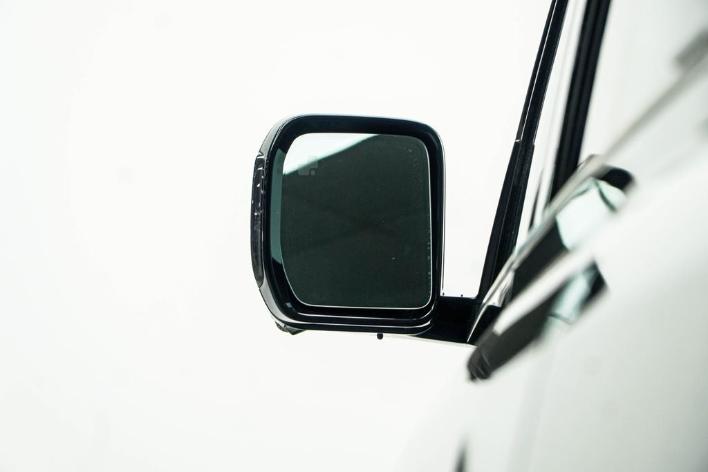2024 Land Rover Defender 130 Outbound