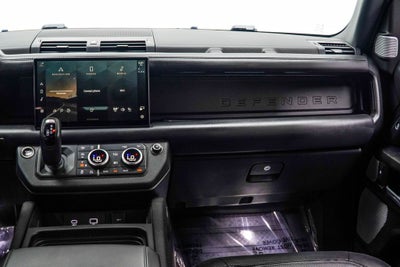 2024 Land Rover Defender 130 Outbound