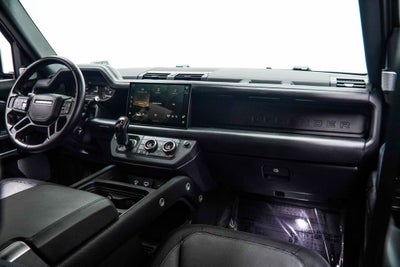 2024 Land Rover Defender 130 Outbound