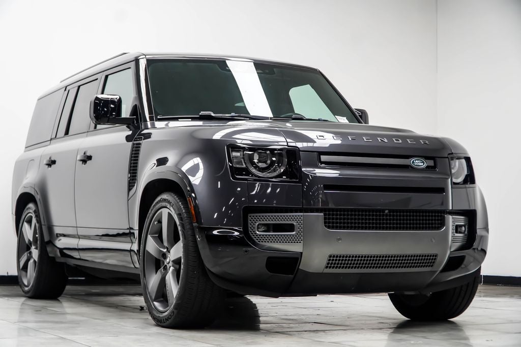 2024 Land Rover Defender 130 Outbound