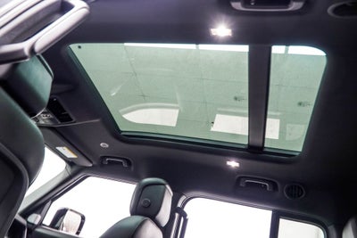 2024 Land Rover Defender 130 Outbound