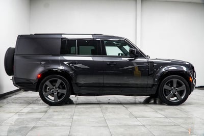 2024 Land Rover Defender 130 Outbound