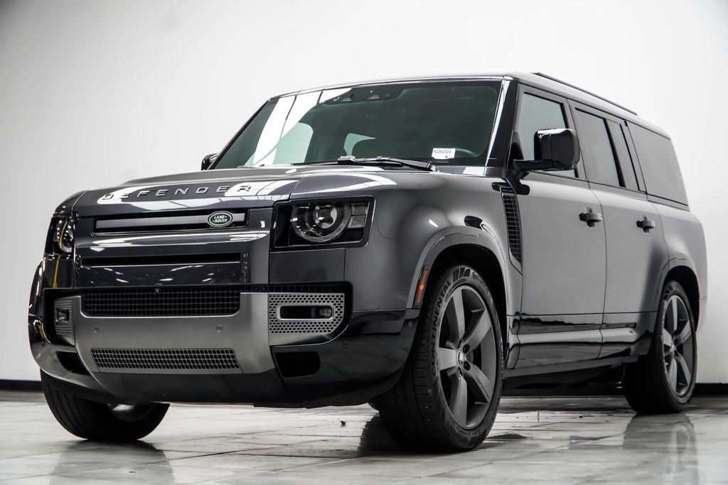 2024 Land Rover Defender 130 Outbound
