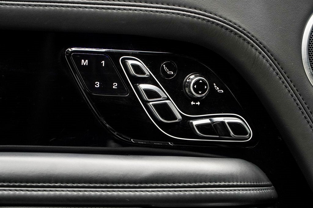 2022 Land Rover Range Rover SVAutobiography LWB