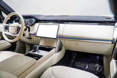 2024 Land Rover Range Rover SE