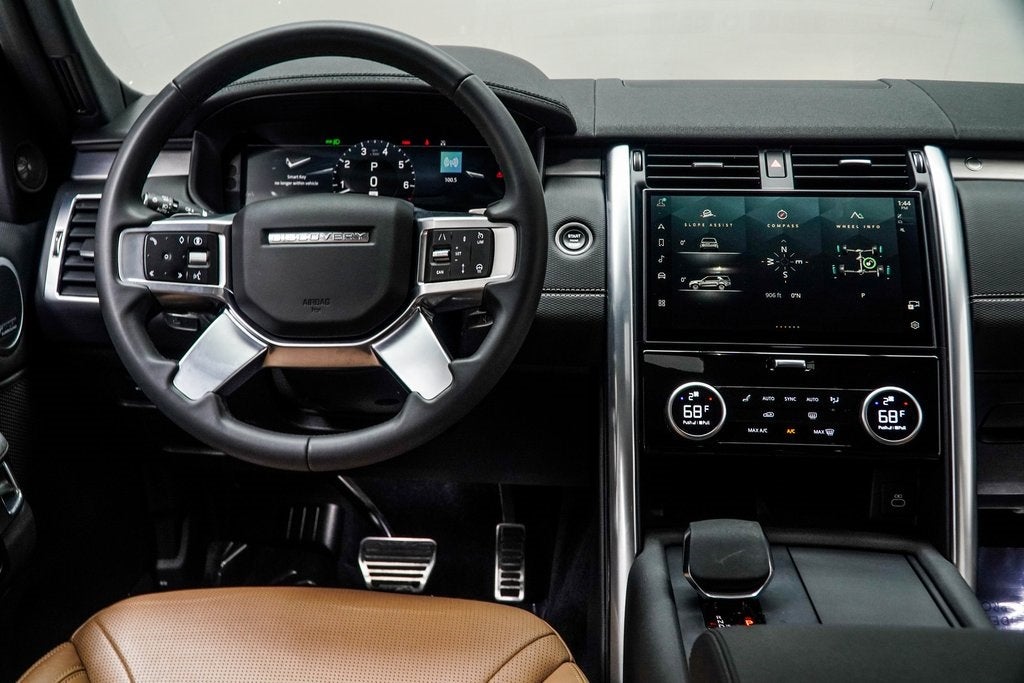 2024 Land Rover Discovery Dynamic SE