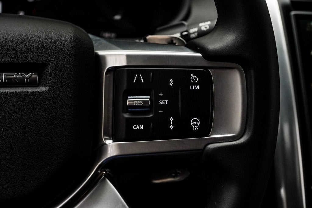 2024 Land Rover Discovery Dynamic SE