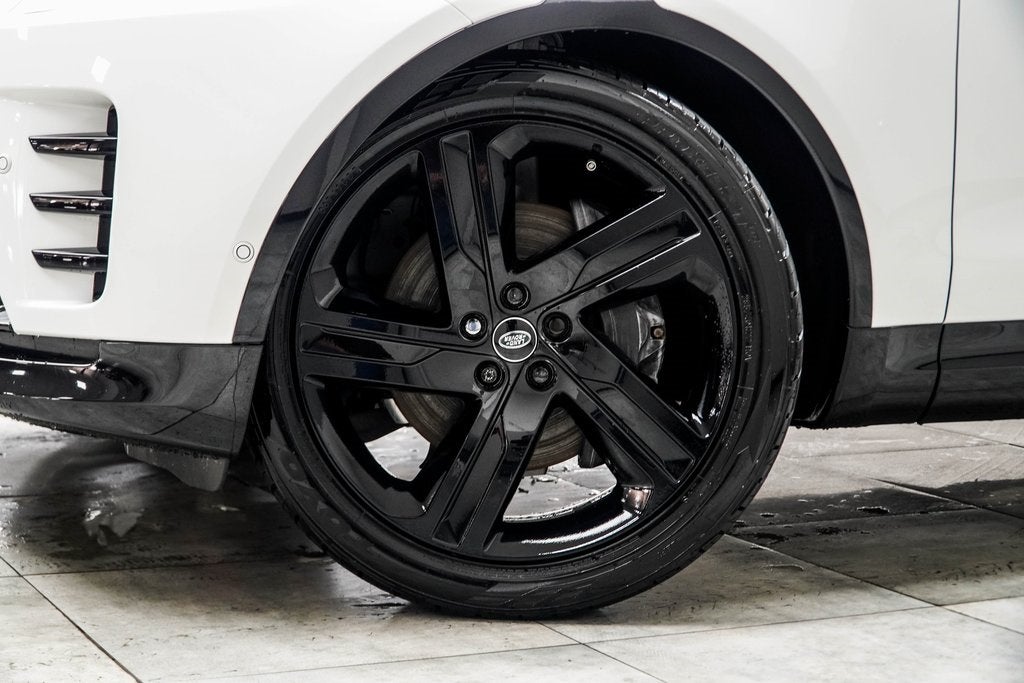 2024 Land Rover Discovery Dynamic SE