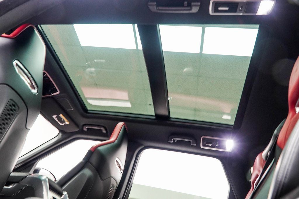 2022 Land Rover Range Rover Sport SVR