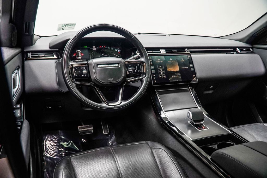 2025 Land Rover Range Rover Velar Dynamic SE