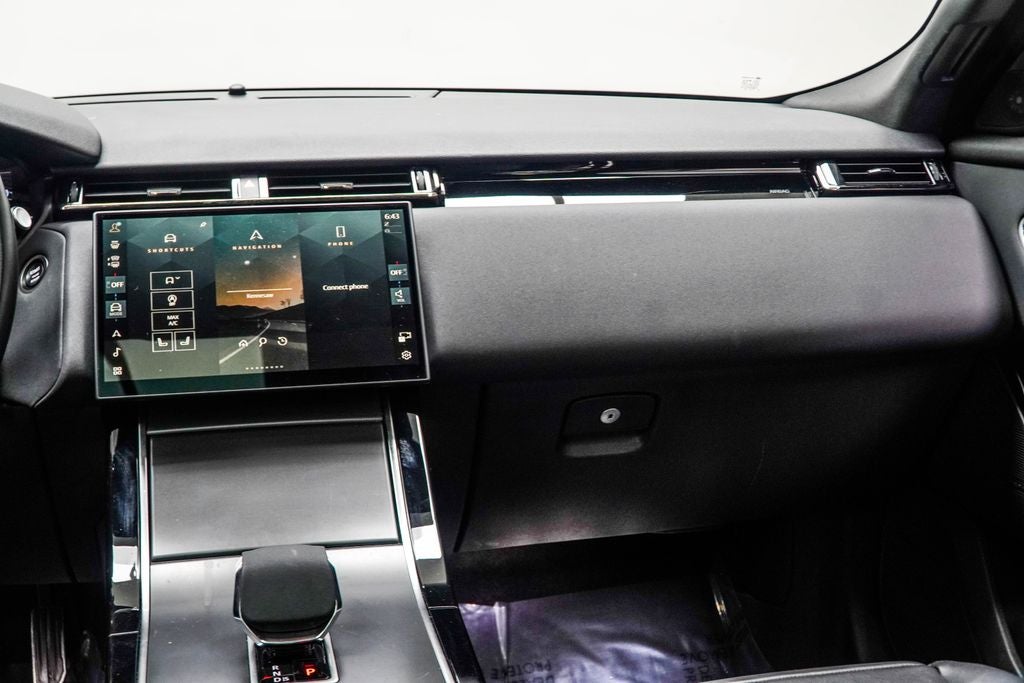 2025 Land Rover Range Rover Velar Dynamic SE