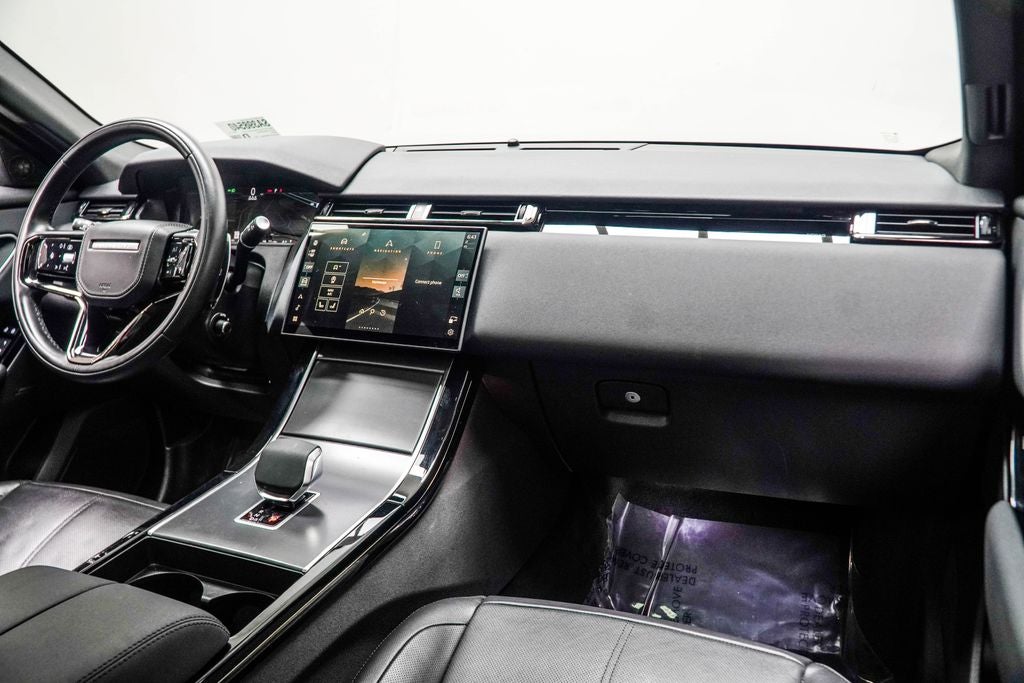 2025 Land Rover Range Rover Velar Dynamic SE