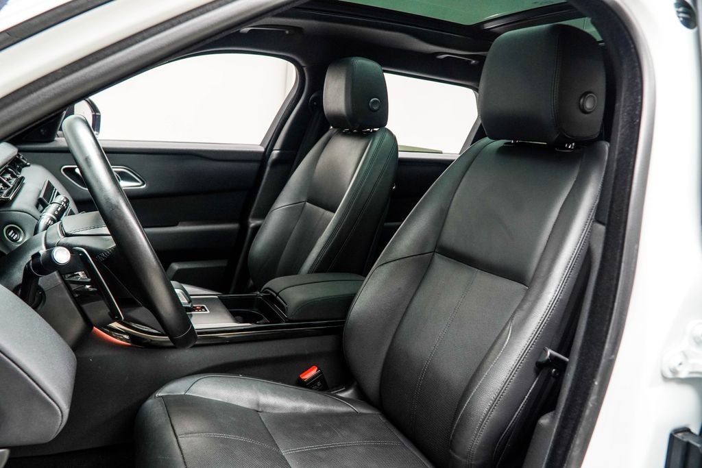 2025 Land Rover Range Rover Velar Dynamic SE